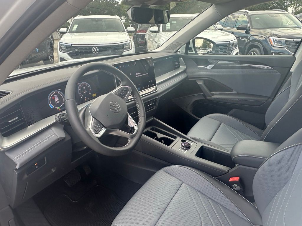 2025 Volkswagen Tiguan 2.0T SE Tampa FL
