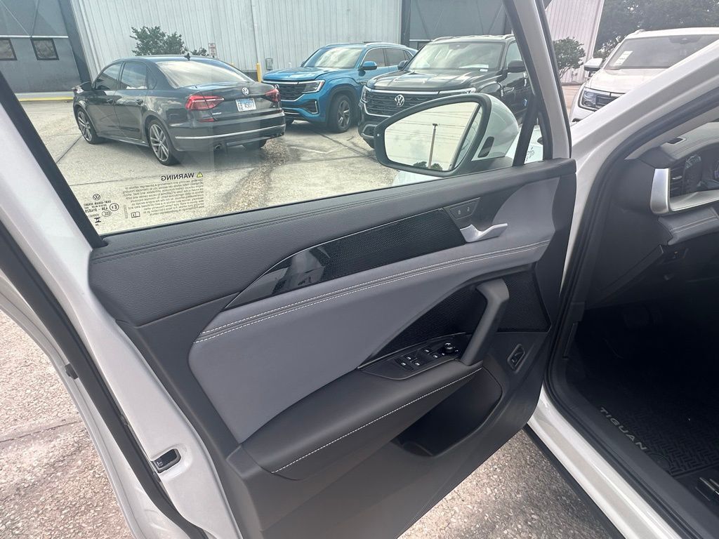 2025 Volkswagen Tiguan 2.0T SE Tampa FL