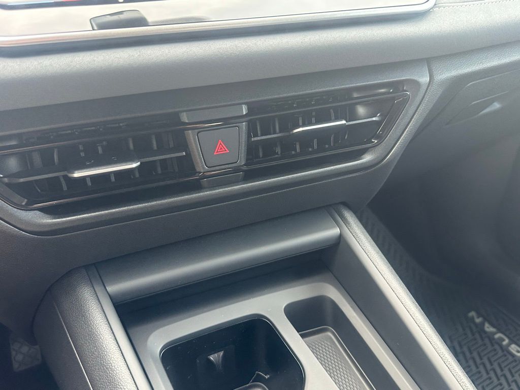 2025 Volkswagen Tiguan 2.0T SE Tampa FL
