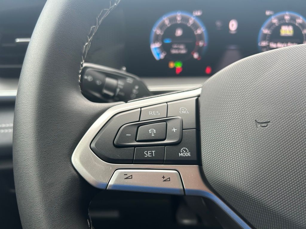 2025 Volkswagen Tiguan 2.0T SE Tampa FL