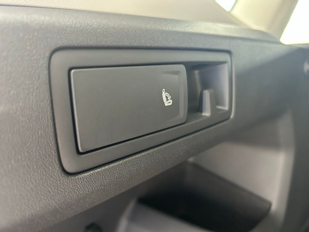2025 Volkswagen Tiguan 2.0T SE Tampa FL
