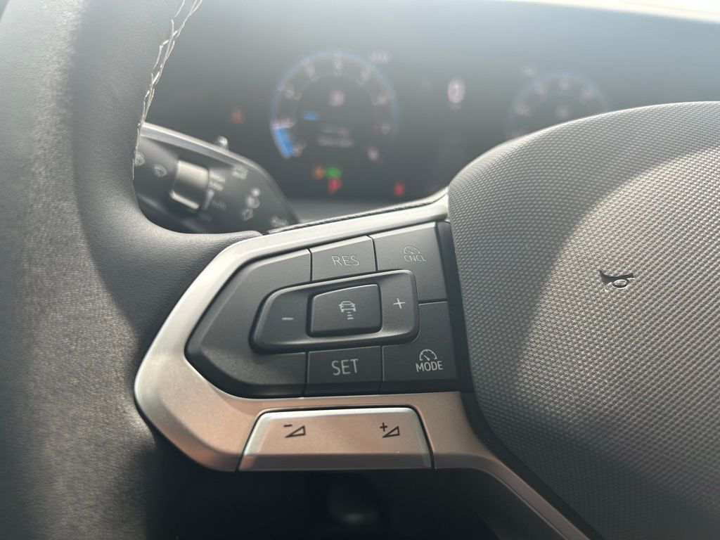 2025 Volkswagen Tiguan 2.0T SE Tampa FL