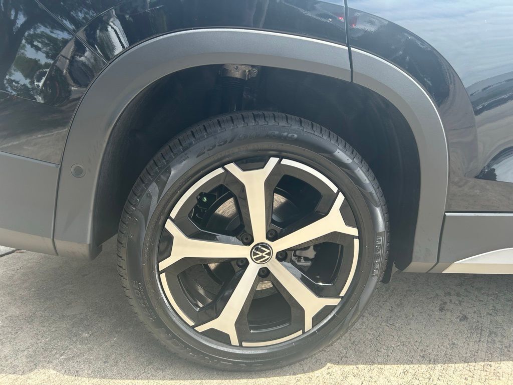 2025 Volkswagen Tiguan 2.0T SE Tampa FL