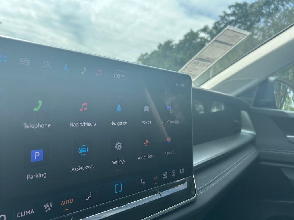 2025 Volkswagen Tiguan 2.0T SE Tampa FL