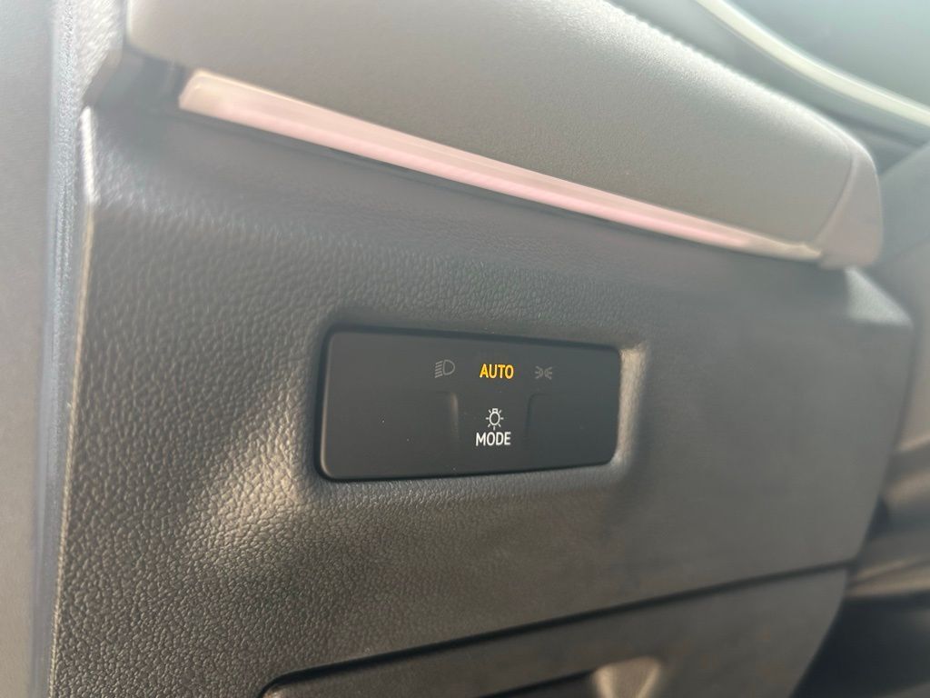 2025 Volkswagen Tiguan 2.0T SE Tampa FL