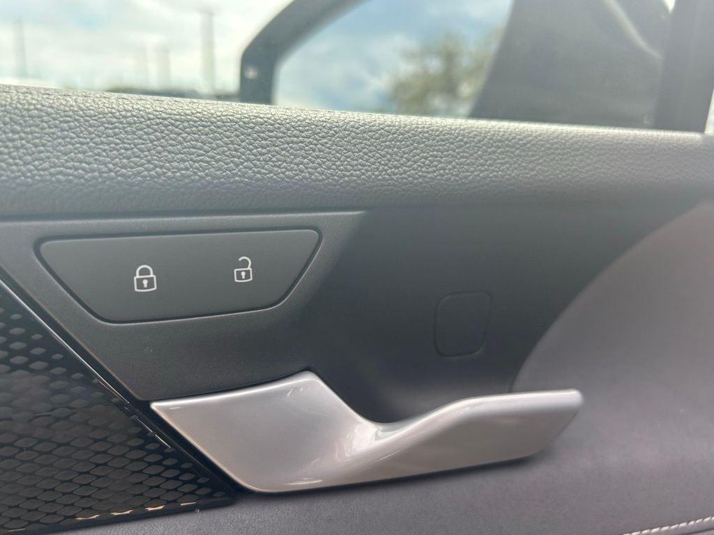 2025 Volkswagen Tiguan 2.0T SE Tampa FL