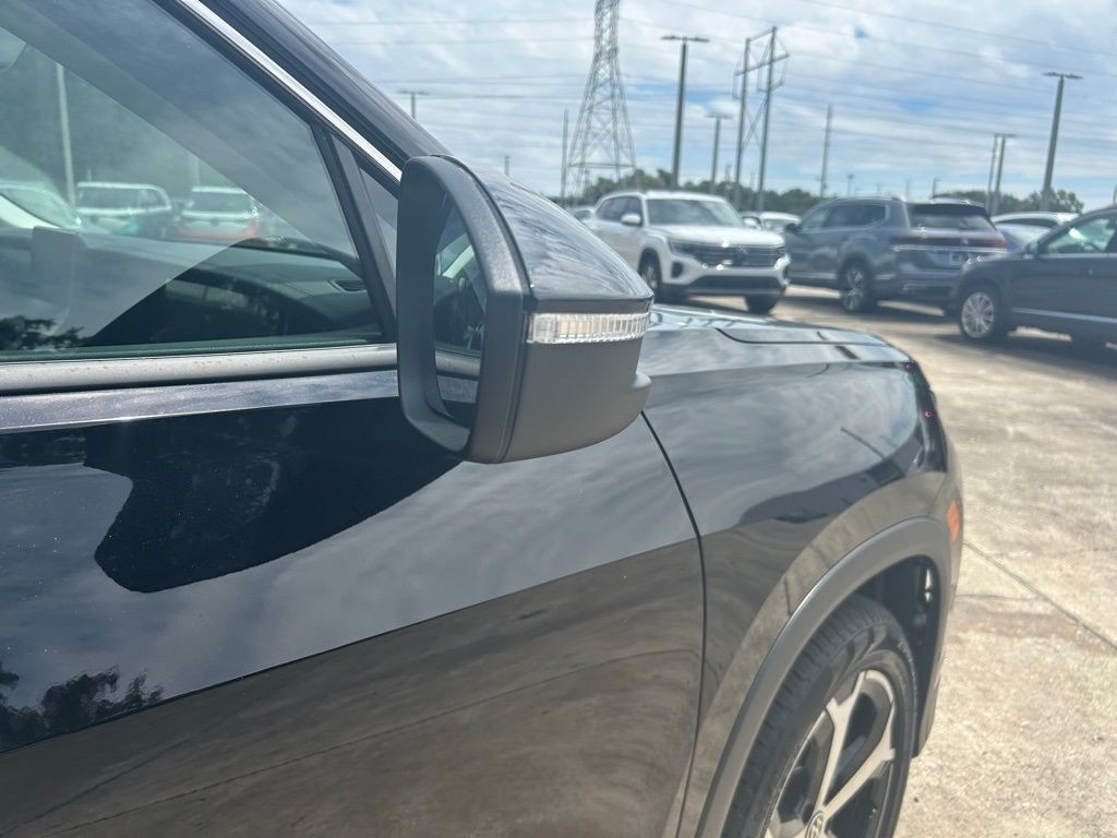 2025 Volkswagen Tiguan 2.0T SE Tampa FL