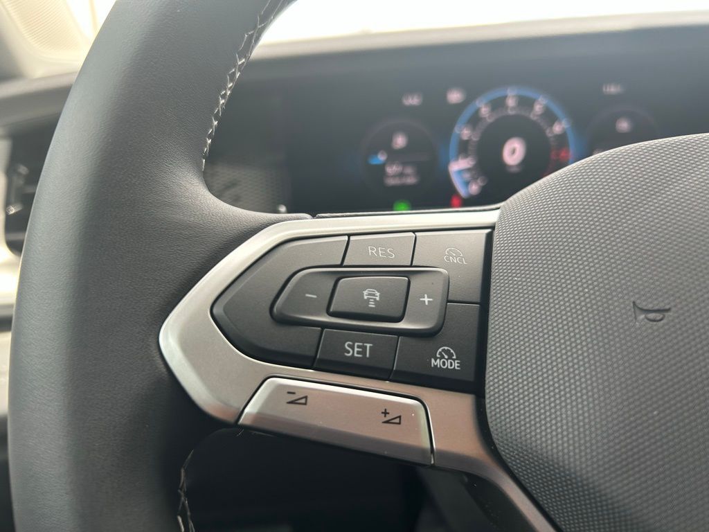2025 Volkswagen Tiguan 2.0T SE Tampa FL