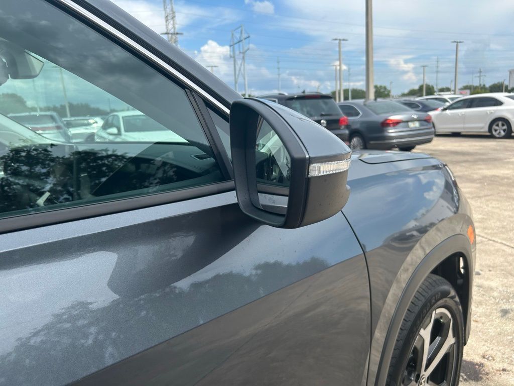 2025 Volkswagen Tiguan 2.0T SE Tampa FL