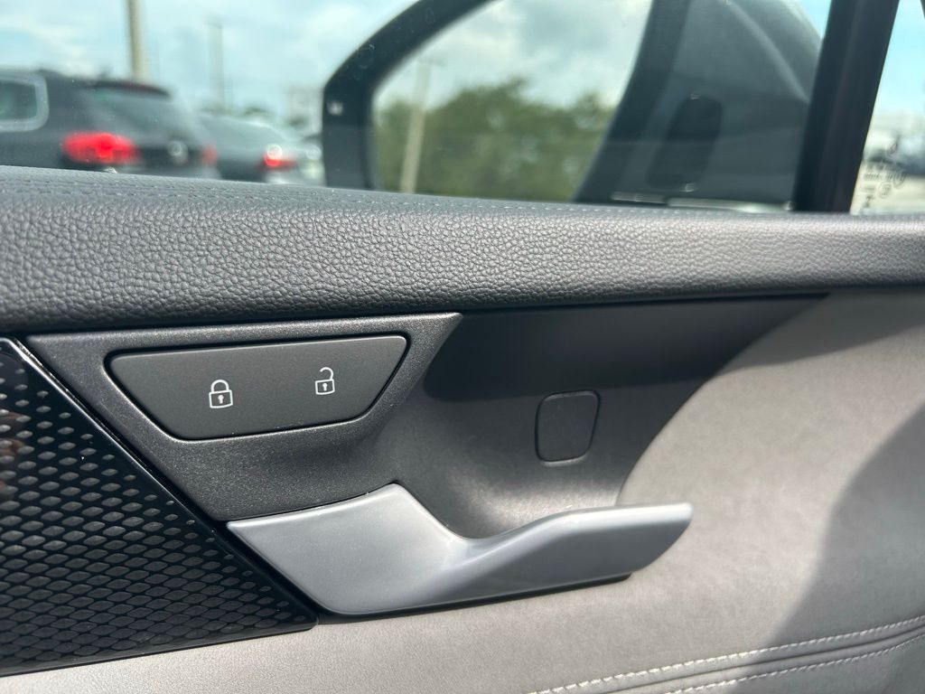 2025 Volkswagen Tiguan 2.0T SE Tampa FL