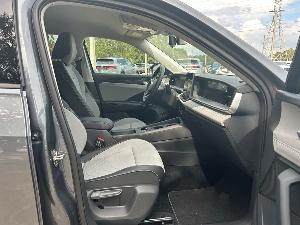 2025 Volkswagen Tiguan 2.0T SE Tampa FL