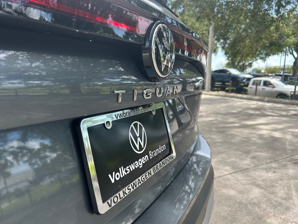 2025 Volkswagen Tiguan 2.0T SE Tampa FL