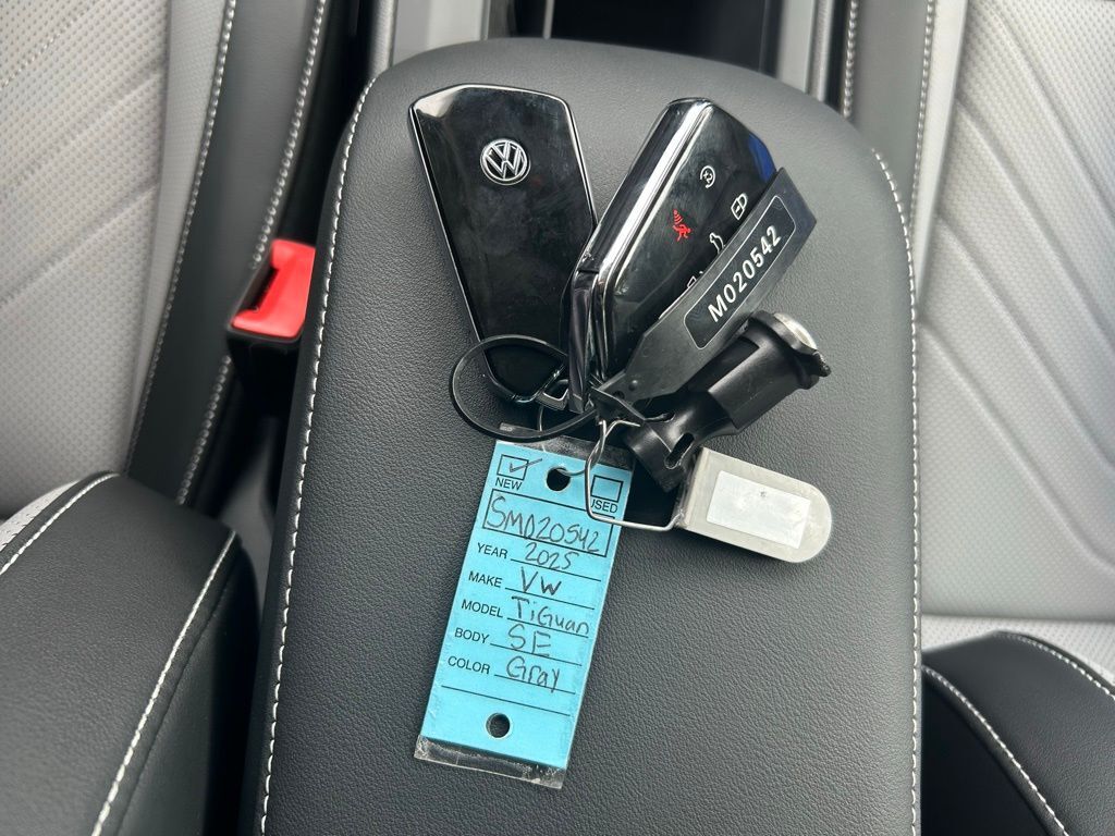 2025 Volkswagen Tiguan 2.0T SE Tampa FL