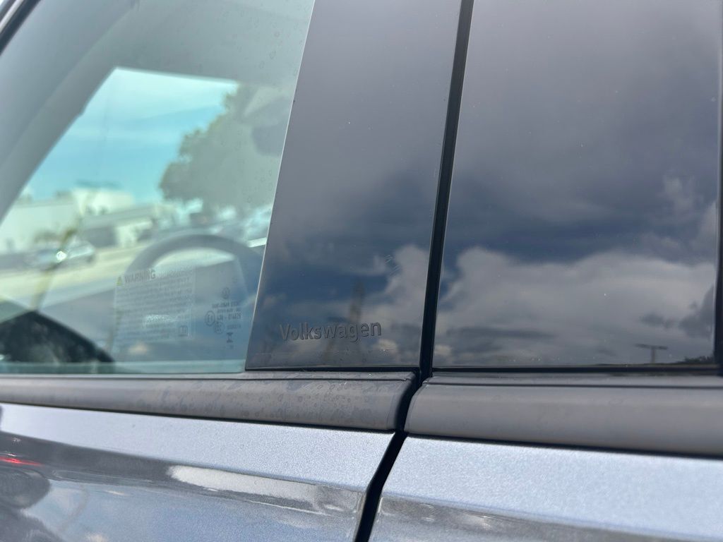 2025 Volkswagen Tiguan 2.0T SE Tampa FL