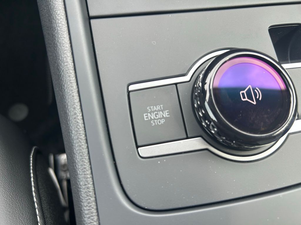 2025 Volkswagen Tiguan 2.0T SE Tampa FL
