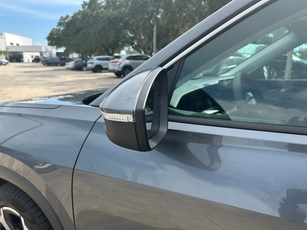 2025 Volkswagen Tiguan 2.0T SE Tampa FL