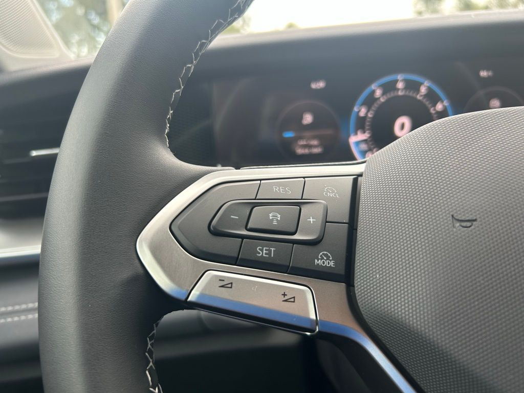 2025 Volkswagen Tiguan 2.0T SE Tampa FL