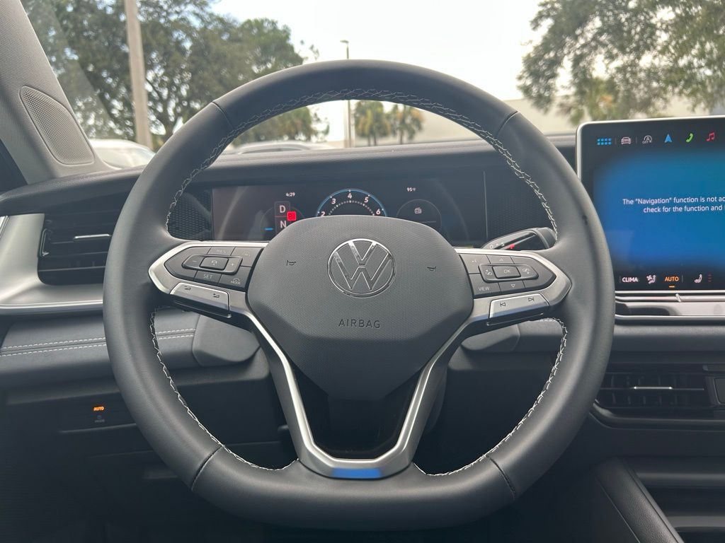 2025 Volkswagen Tiguan 2.0T SE Tampa FL