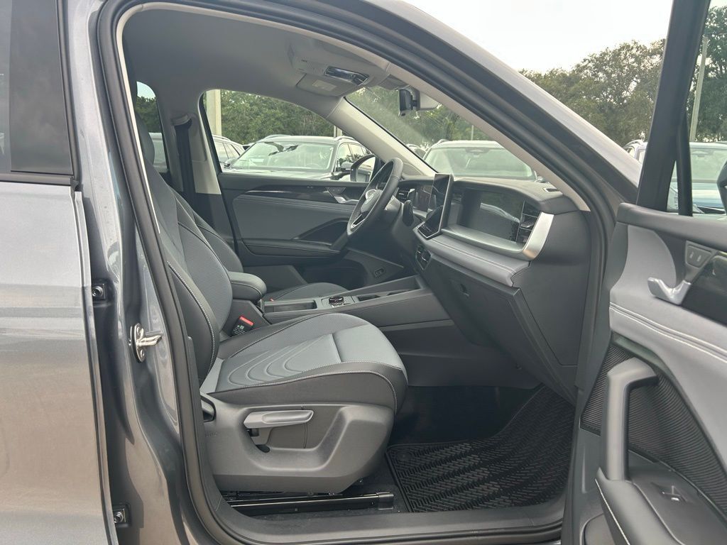 2025 Volkswagen Tiguan 2.0T SE Tampa FL
