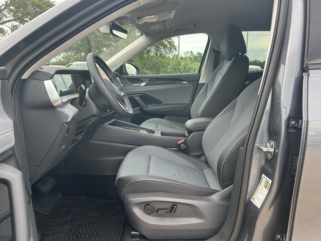 2025 Volkswagen Tiguan 2.0T SE Tampa FL
