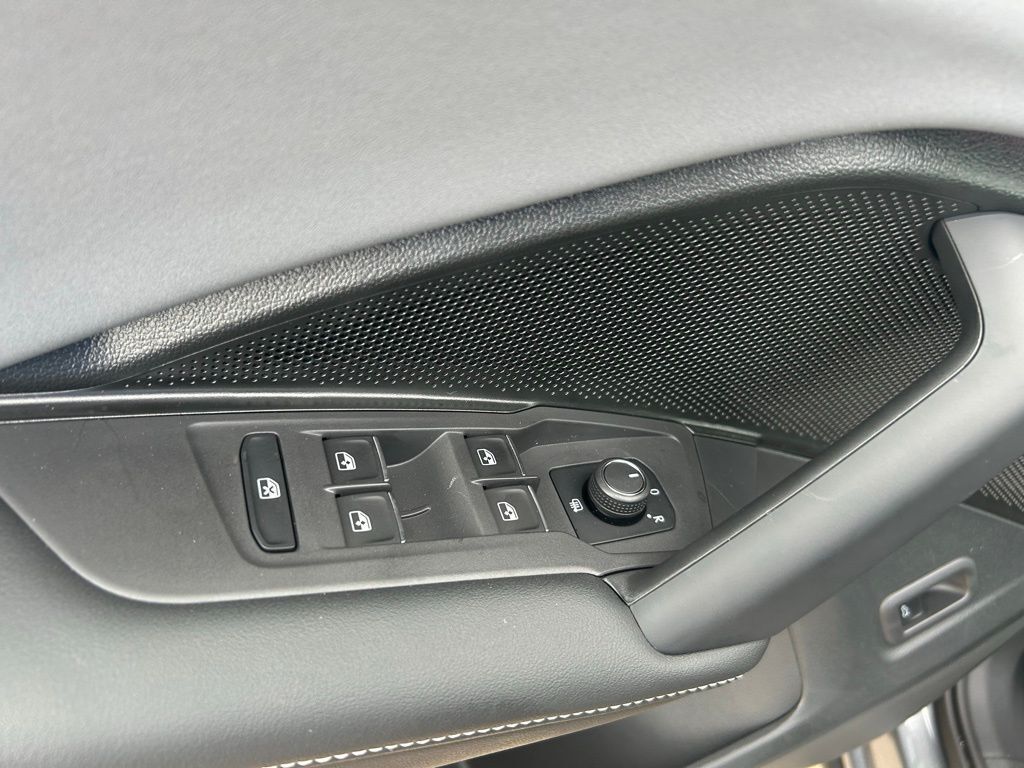 2025 Volkswagen Tiguan 2.0T SE Tampa FL