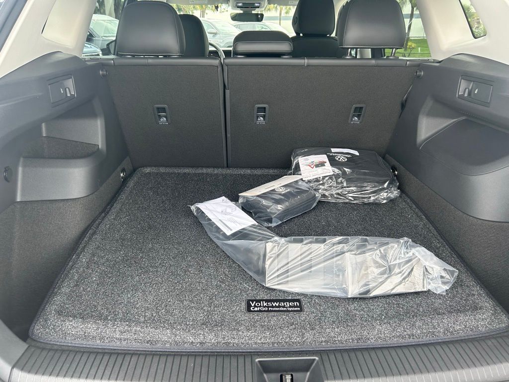 2025 Volkswagen Tiguan 2.0T SE Tampa FL