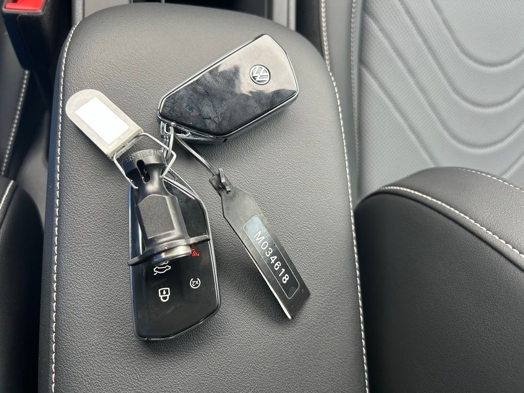 2025 Volkswagen Tiguan 2.0T SE Tampa FL