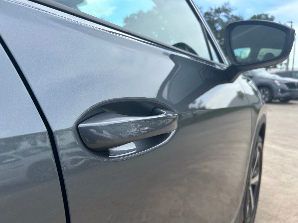 2025 Volkswagen Tiguan 2.0T SE Tampa FL