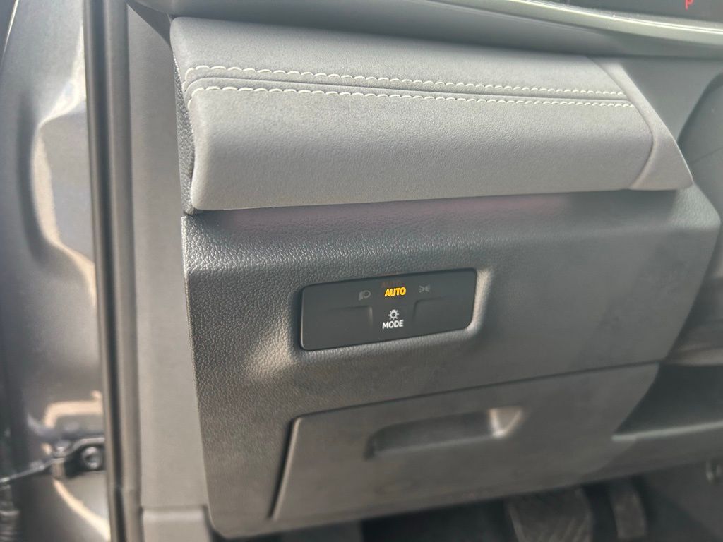 2025 Volkswagen Tiguan 2.0T SE Tampa FL