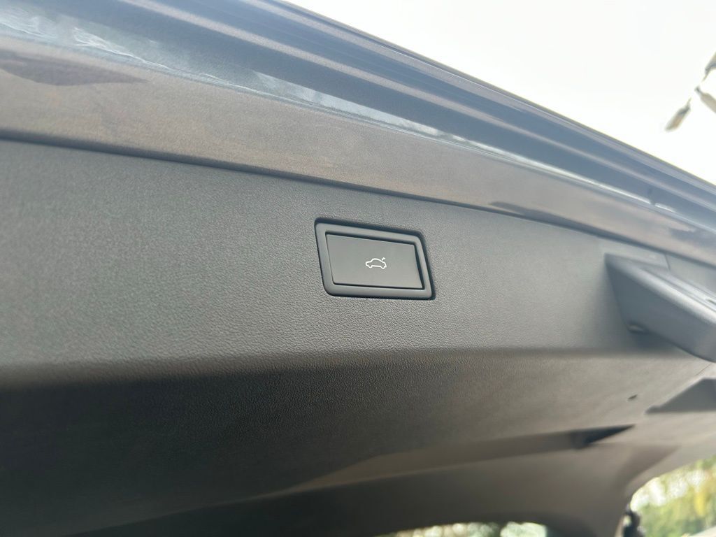 2025 Volkswagen Tiguan 2.0T SE Tampa FL