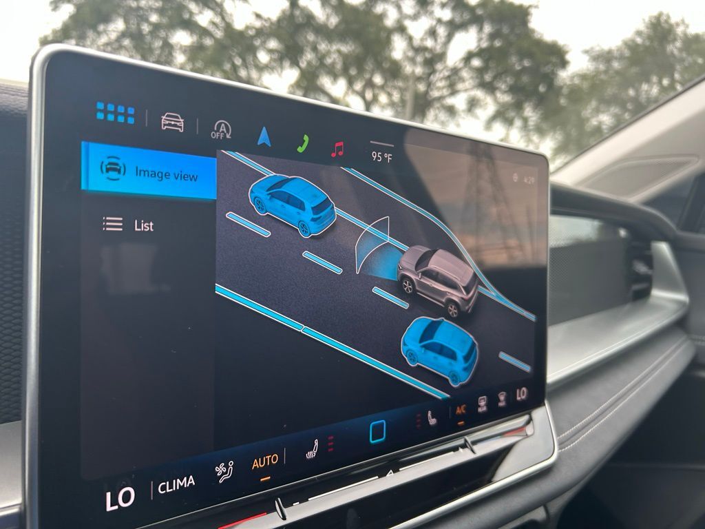 2025 Volkswagen Tiguan 2.0T SE Tampa FL