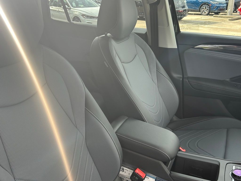 2025 Volkswagen Tiguan 2.0T SE Tampa FL