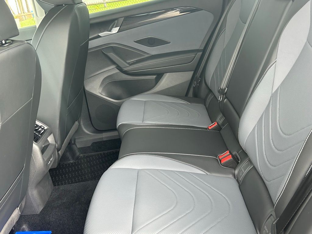 2025 Volkswagen Tiguan 2.0T SE Tampa FL