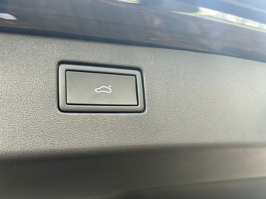 2025 Volkswagen Tiguan 2.0T SE Tampa FL