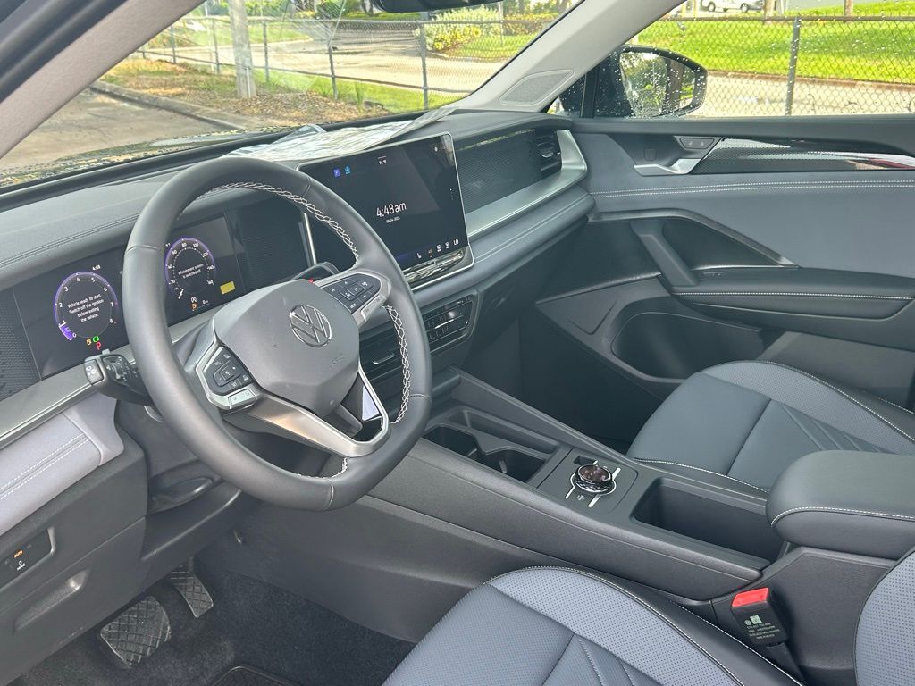 2025 Volkswagen Tiguan 2.0T SE Tampa FL