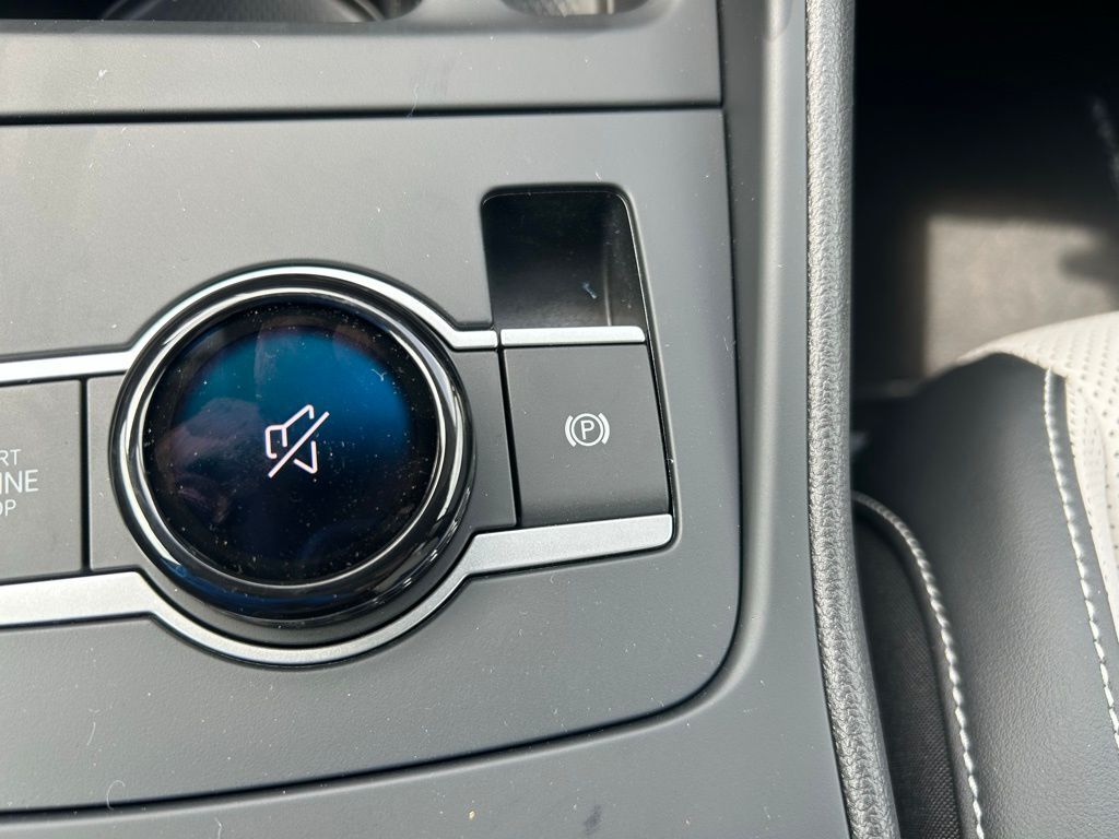 2025 Volkswagen Tiguan 2.0T SE Tampa FL