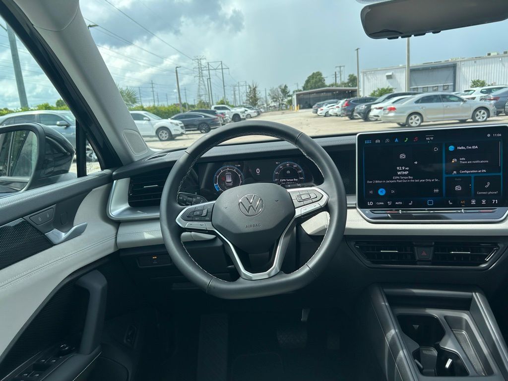 2025 Volkswagen Tiguan 2.0T SE Tampa FL
