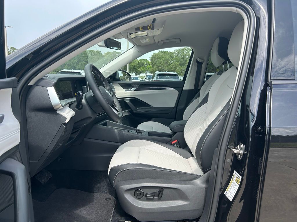2025 Volkswagen Tiguan 2.0T SE Tampa FL