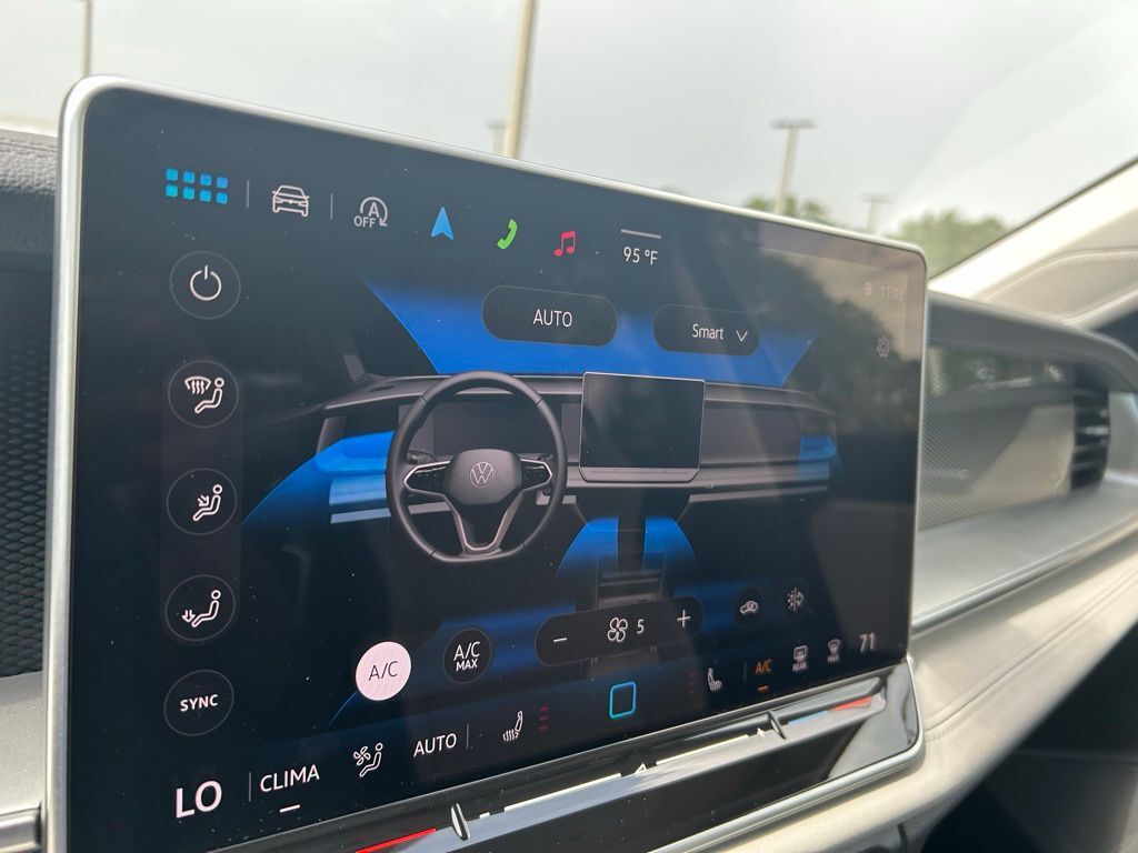 2025 Volkswagen Tiguan 2.0T SE Tampa FL