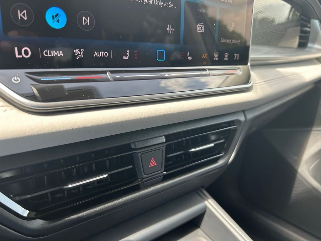 2025 Volkswagen Tiguan 2.0T SE Tampa FL