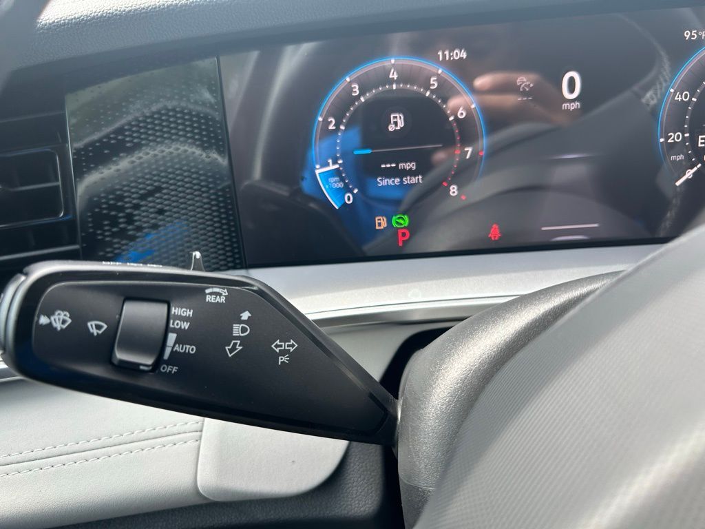2025 Volkswagen Tiguan 2.0T SE Tampa FL