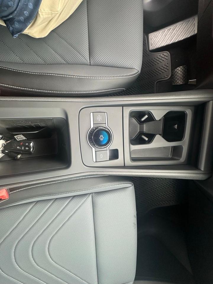 2025 Volkswagen Tiguan 2.0T SE Tampa FL