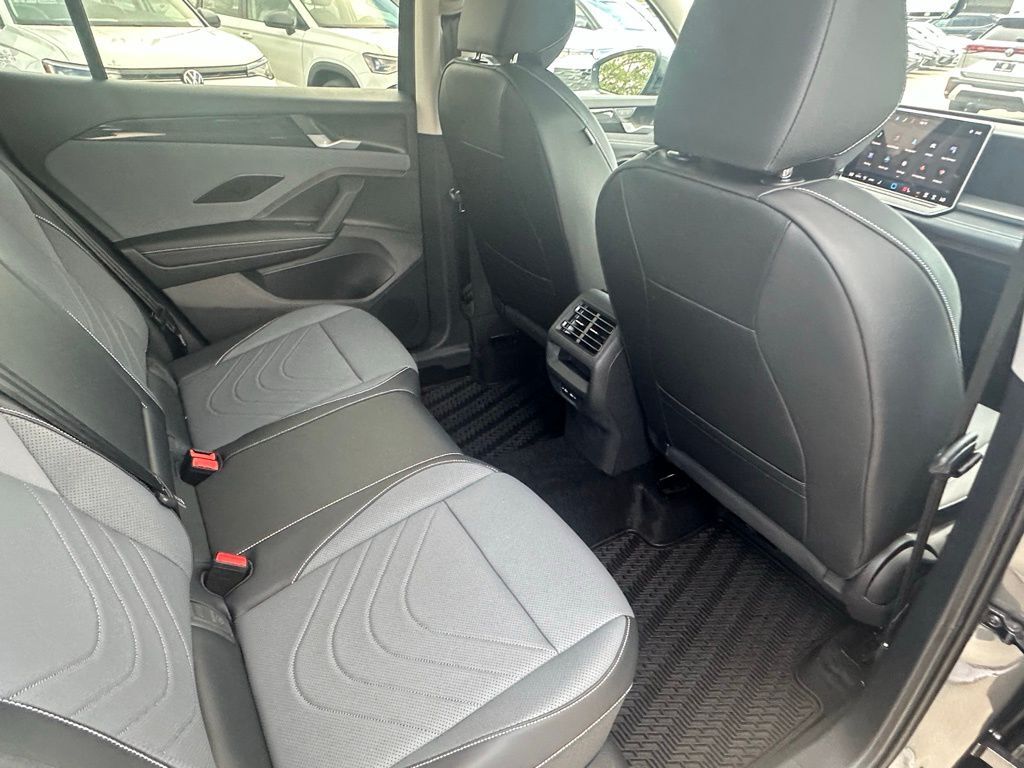 2025 Volkswagen Tiguan 2.0T SE Tampa FL