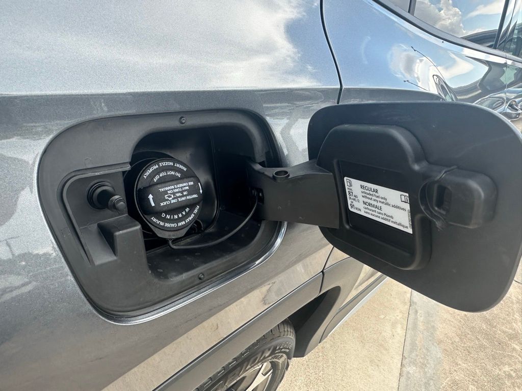 2025 Volkswagen Tiguan 2.0T SE Tampa FL