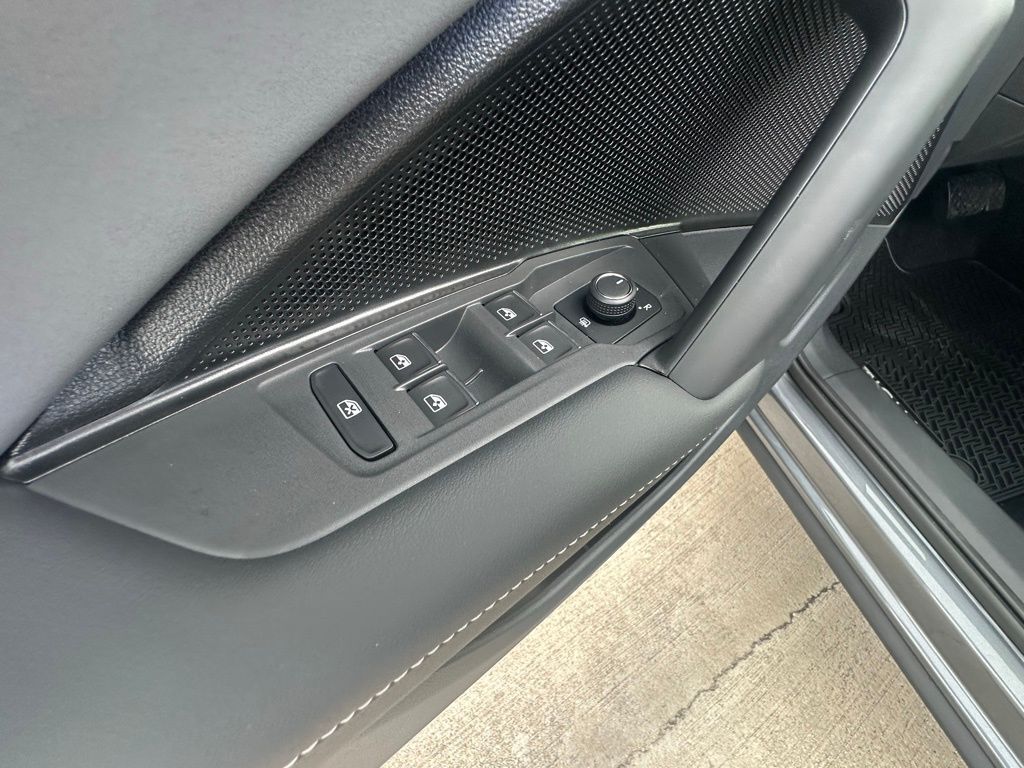 2025 Volkswagen Tiguan 2.0T SE Tampa FL