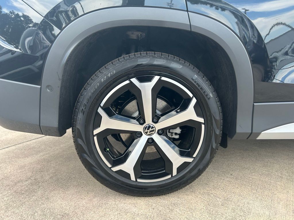 2025 Volkswagen Tiguan 2.0T SE Tampa FL