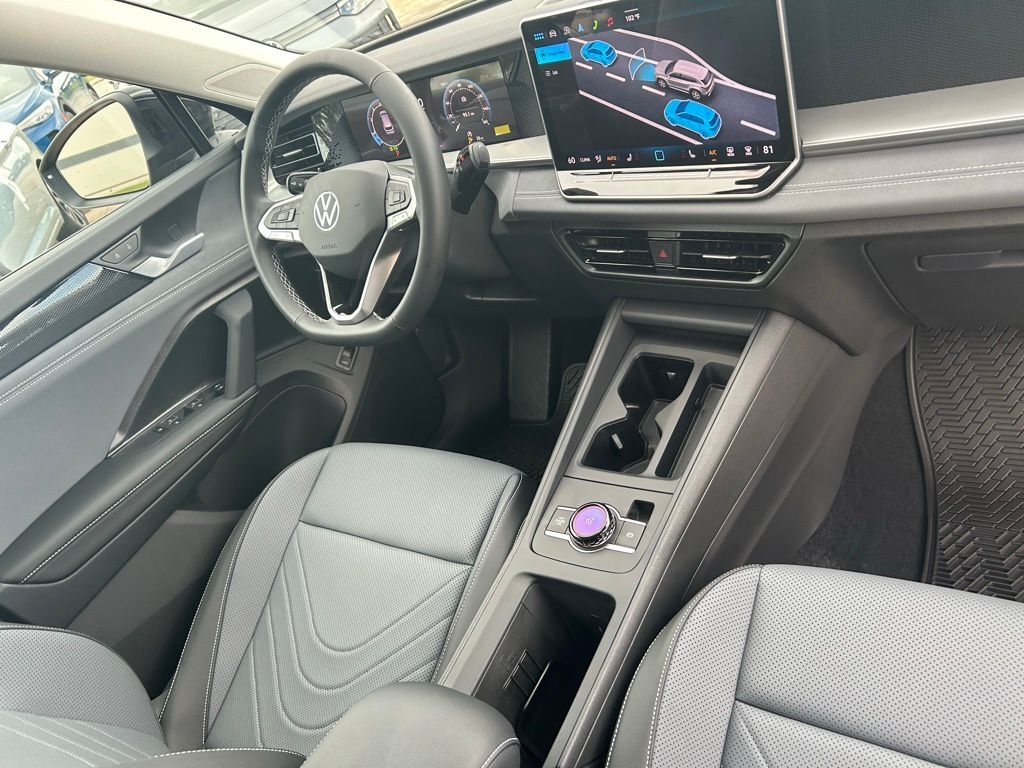 2025 Volkswagen Tiguan 2.0T SE Tampa FL