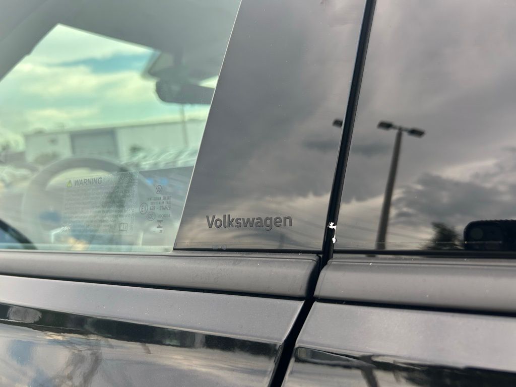 2025 Volkswagen Tiguan 2.0T SE Tampa FL