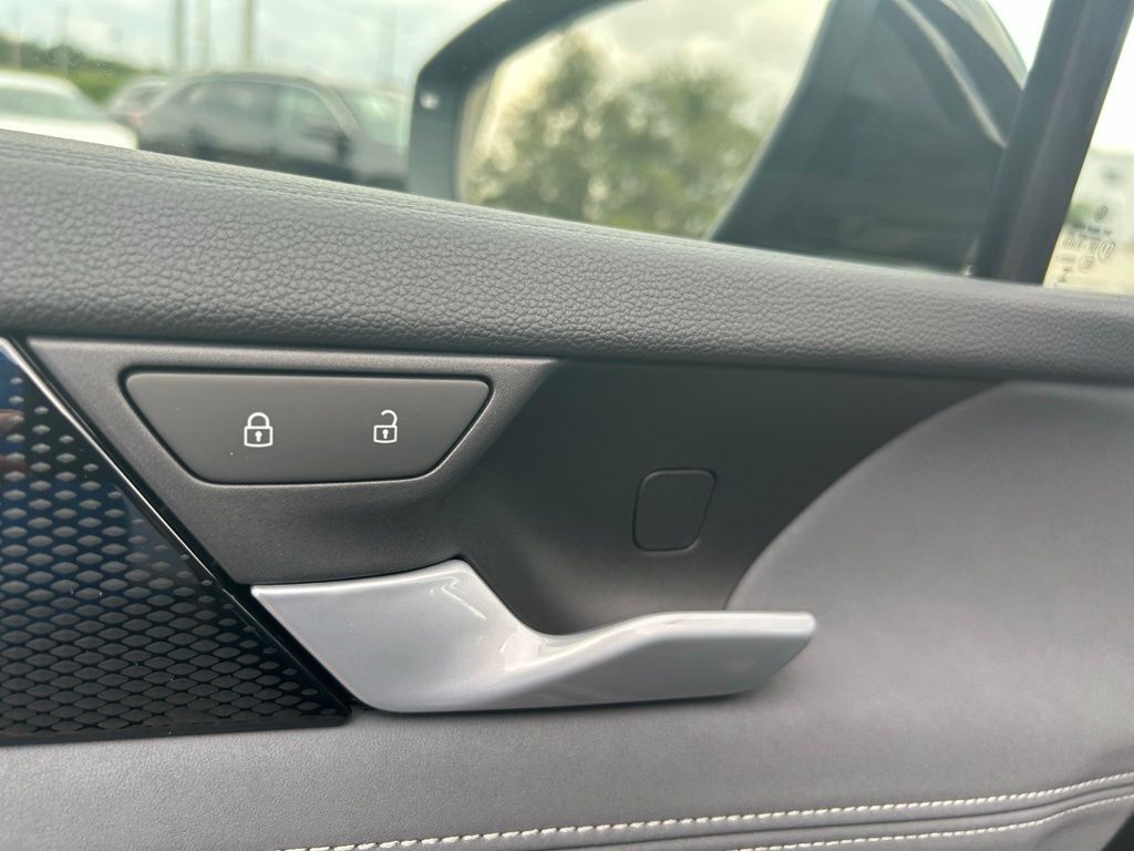 2025 Volkswagen Tiguan 2.0T SE Tampa FL
