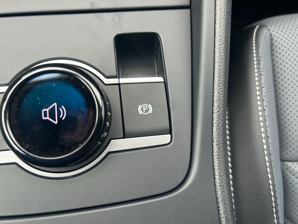 2025 Volkswagen Tiguan 2.0T SE Tampa FL